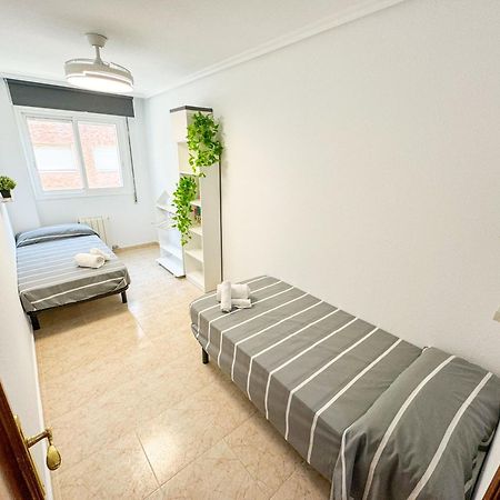 Buenos Aires Del Pilar Turistea Apartman Utebo Kültér fotó